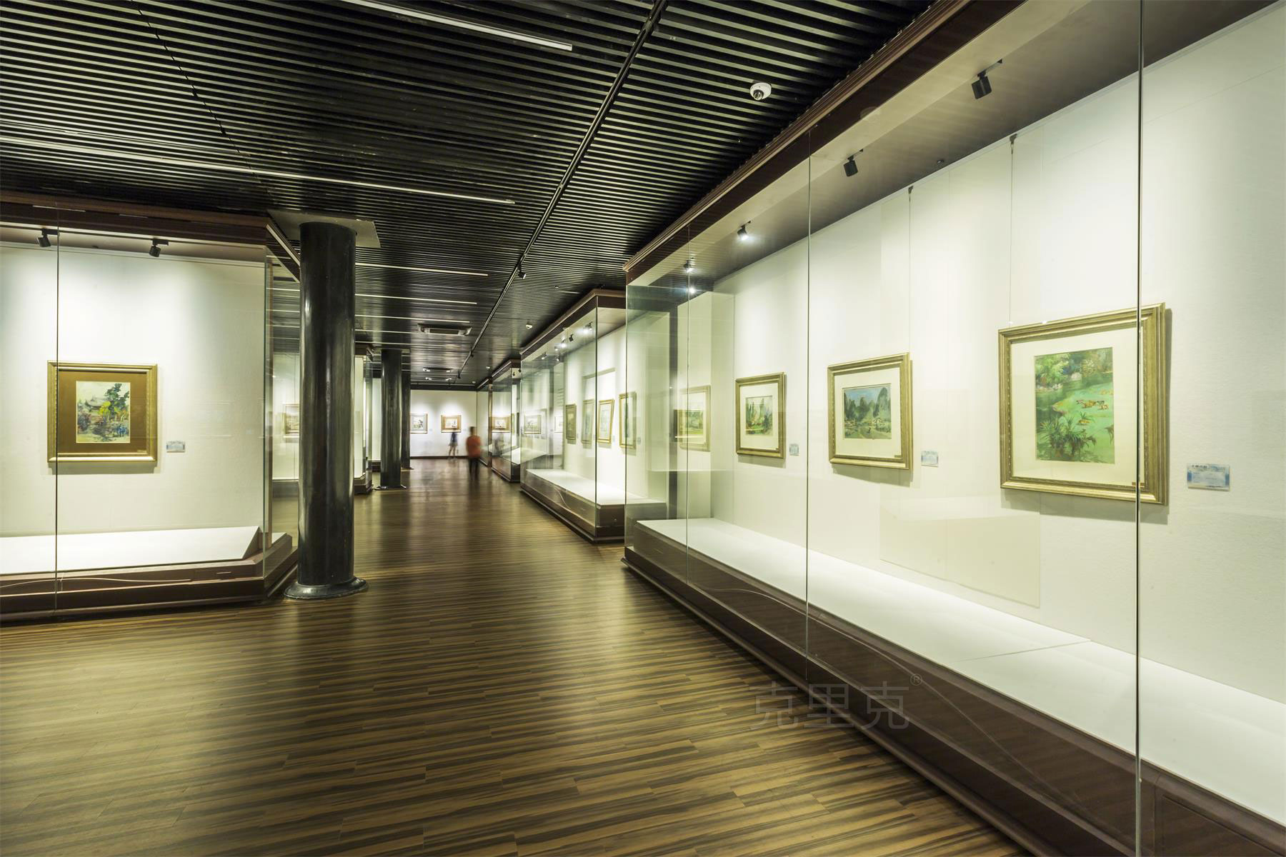 江蘇省美術(shù)館展陳設(shè)計案例 江蘇省美術(shù)館展陳設(shè)計案例