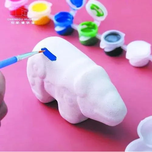 成博以石犀為原型，開發(fā)了一系列文創(chuàng)產(chǎn)品